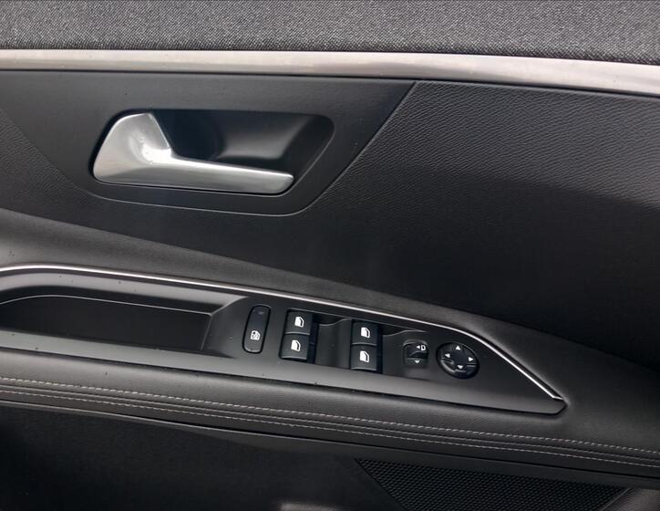 Peugeot 3008 14