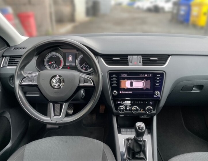 Škoda Octavia 9