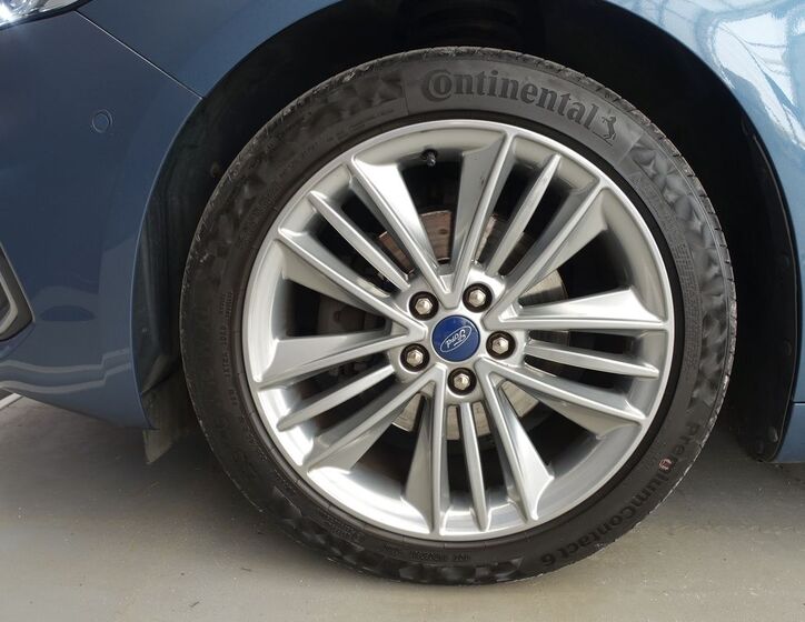 Ford Mondeo 38