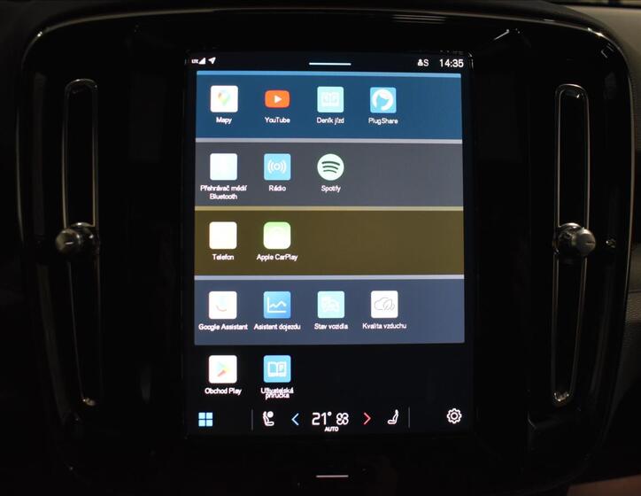 Volvo XC40 19