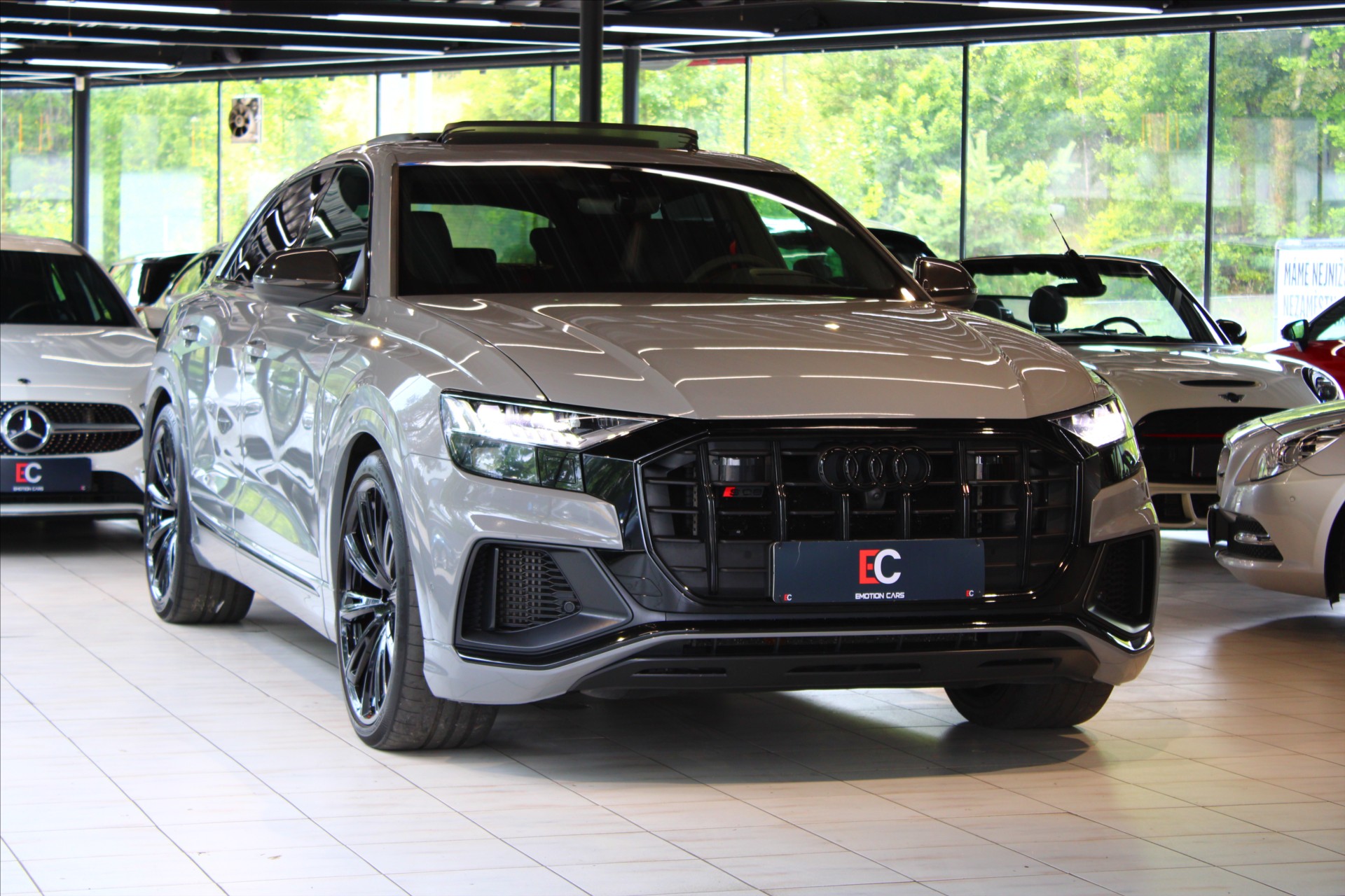 Audi SQ8