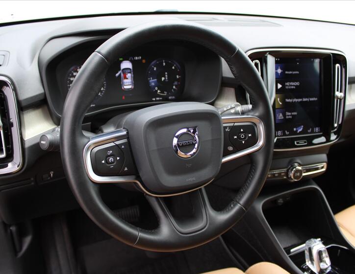 Volvo XC40 15