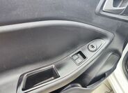 Hyundai i20 24