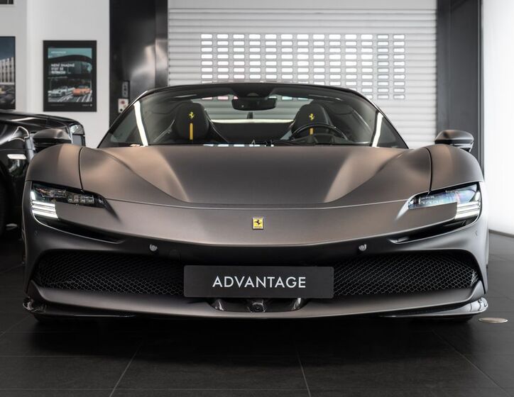 Ferrari SF90 2