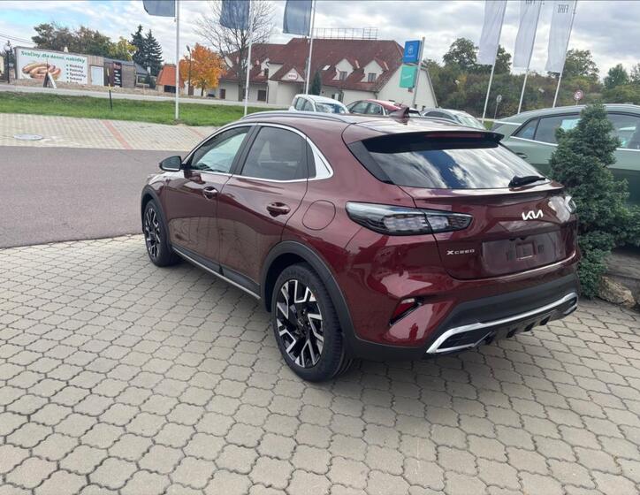 KIA Ostatní 4