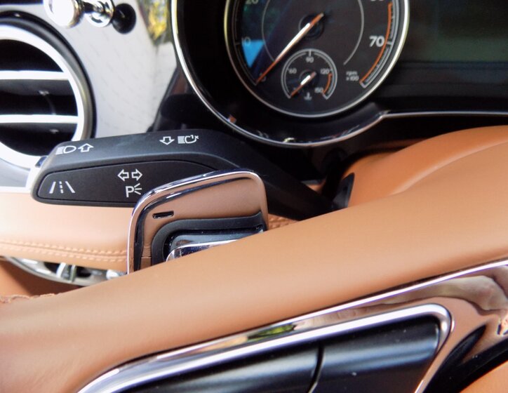 Bentley Bentayga 29