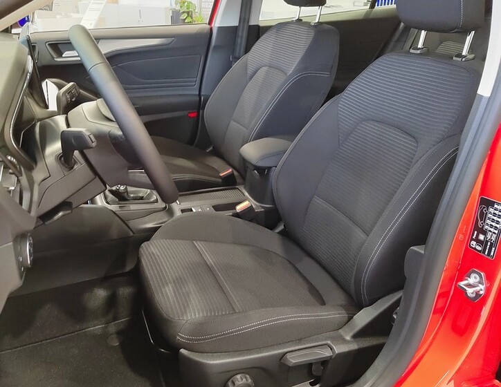 Ford Focus 22