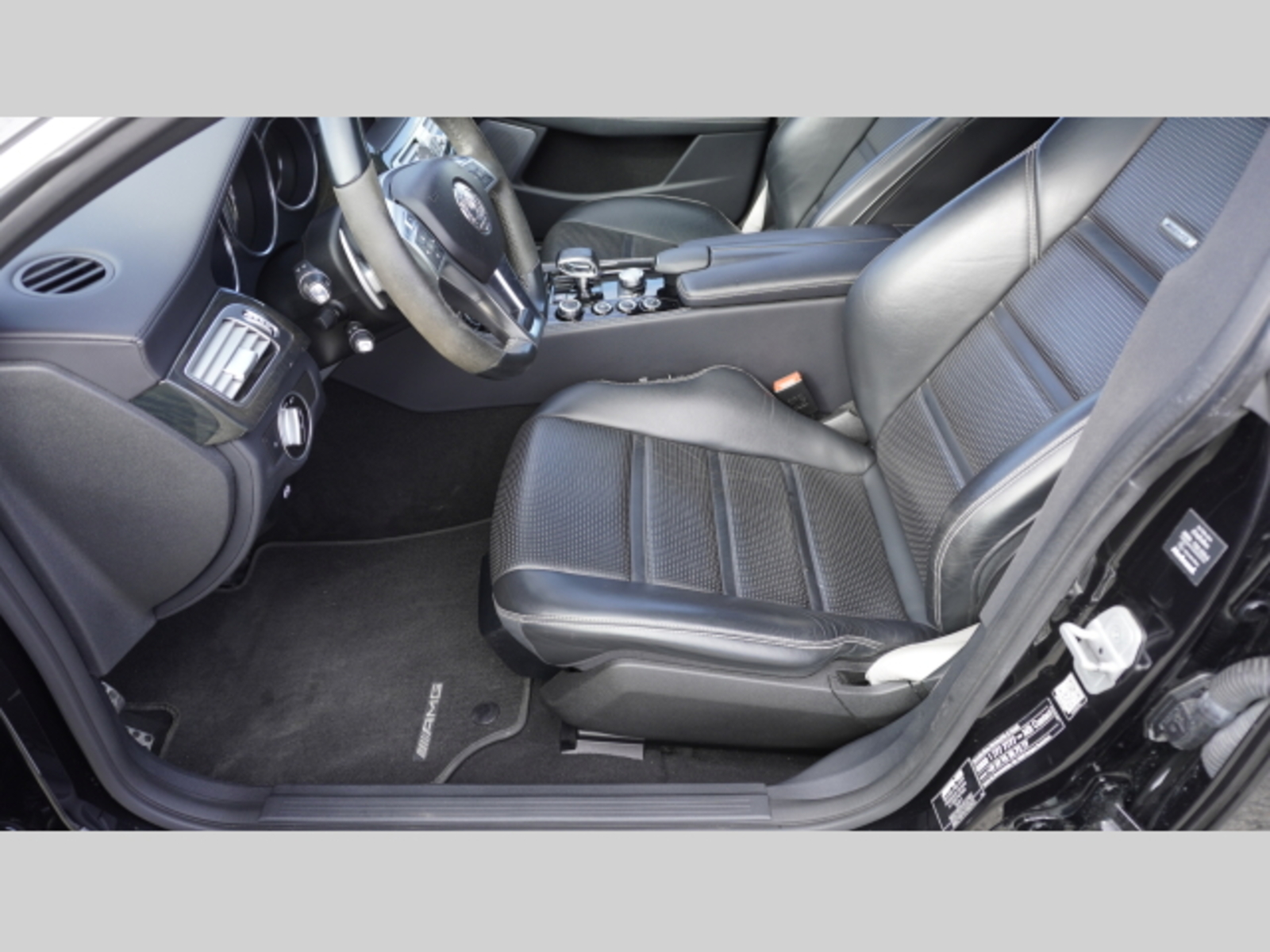 Mercedes-Benz CLS 28