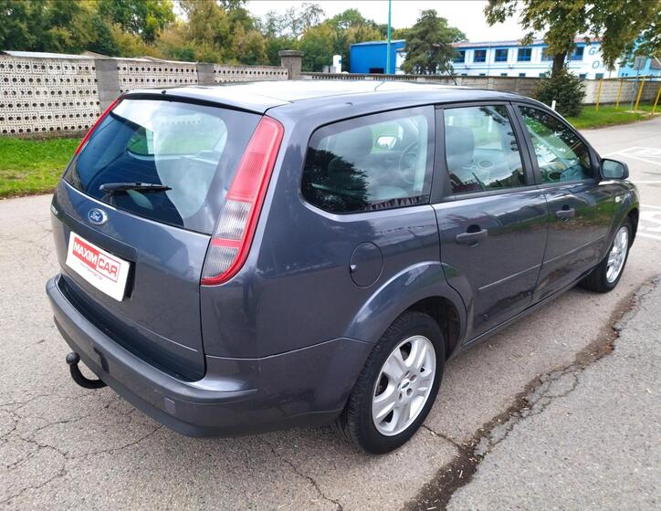 Ford Focus 8