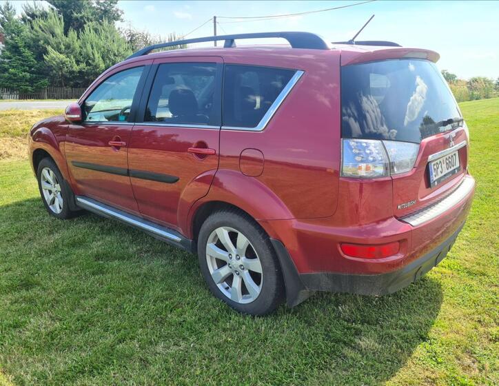 Mitsubishi Outlander 6