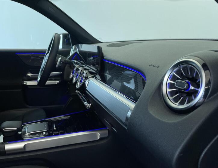 Mercedes-Benz GLB 17