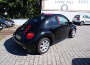Volkswagen New Beetle 5