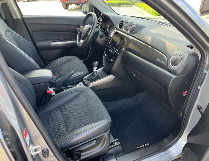 Suzuki Vitara 17