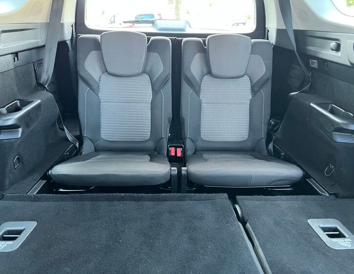 Renault Grand Scénic 8