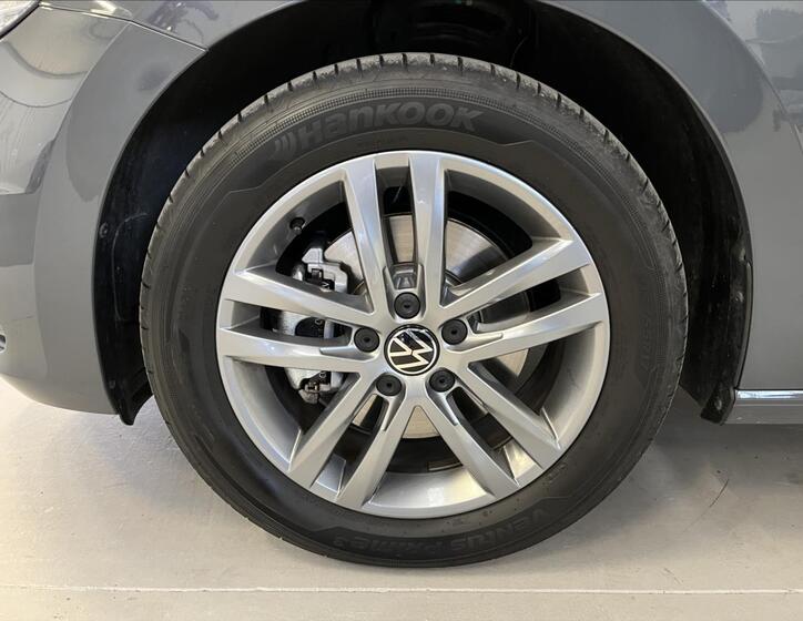 Volkswagen Touran 33