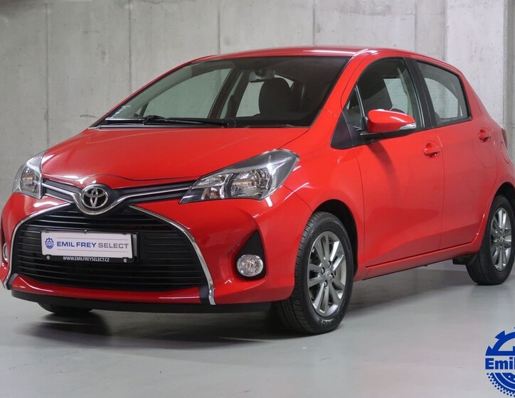 Toyota Yaris 1