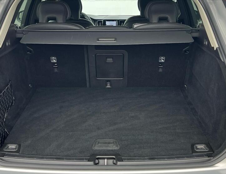Volvo XC60 14