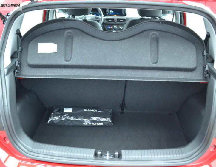 Hyundai i10 17
