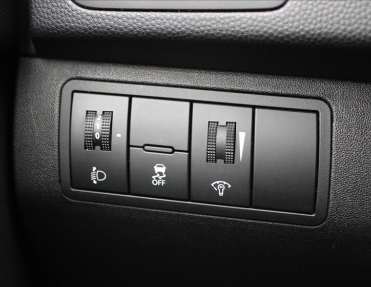 Hyundai ix20 12