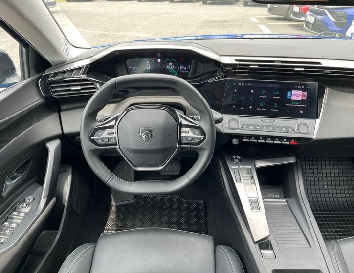 Peugeot 308 9