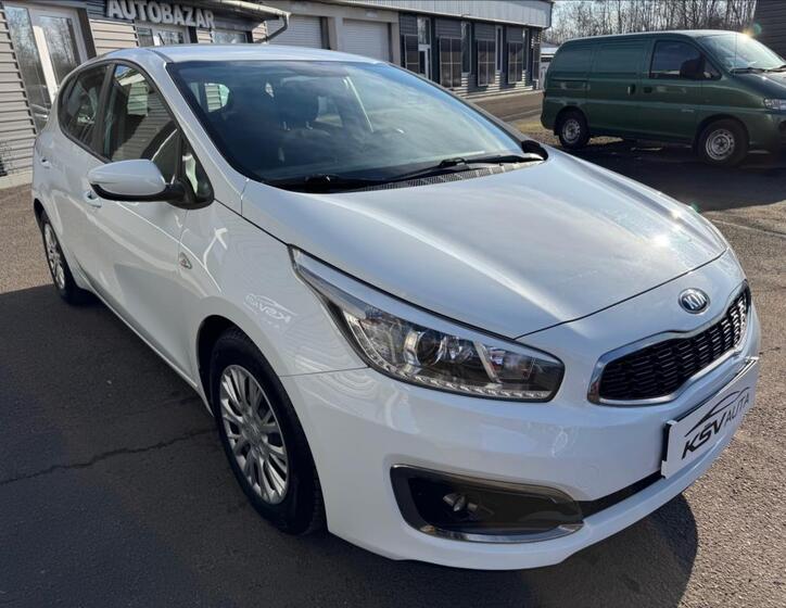 KIA Ceed 4