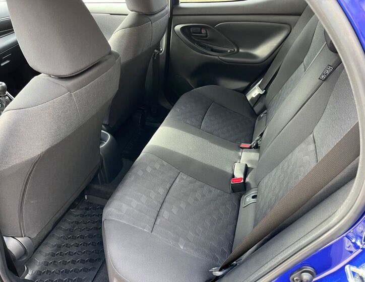 Toyota Yaris 15