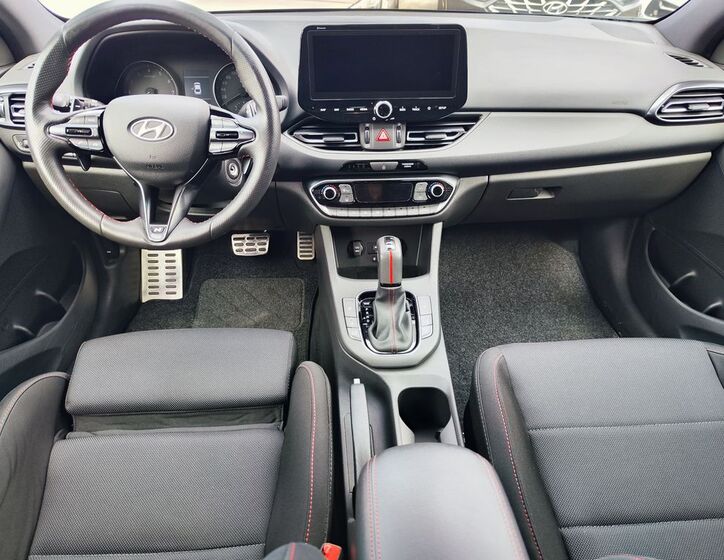 Hyundai i30 13