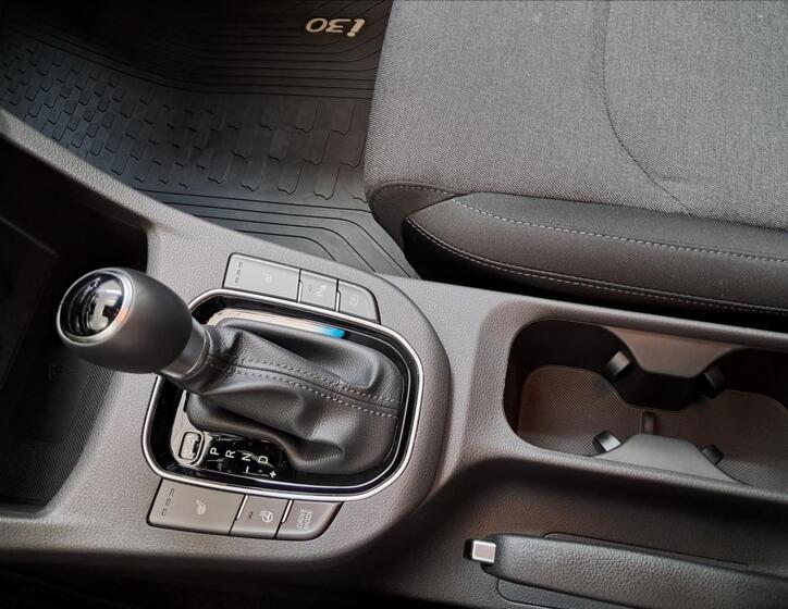 Hyundai i30 18