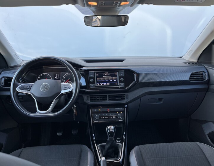 Volkswagen T-Cross 17