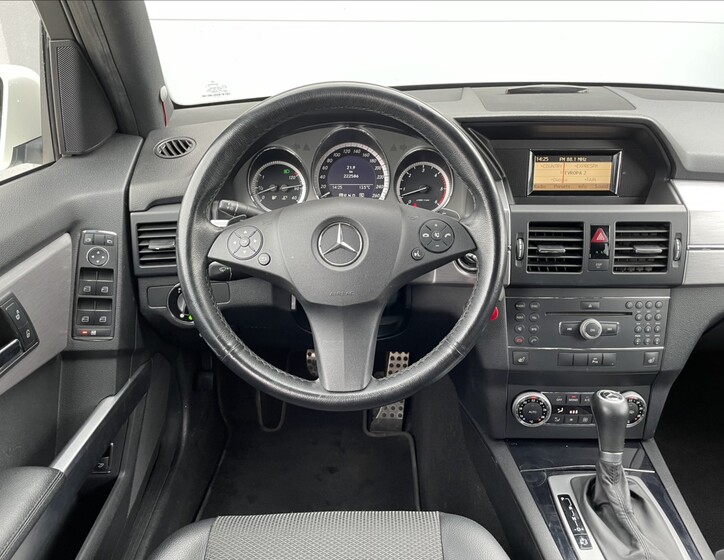 Mercedes-Benz GLK 10