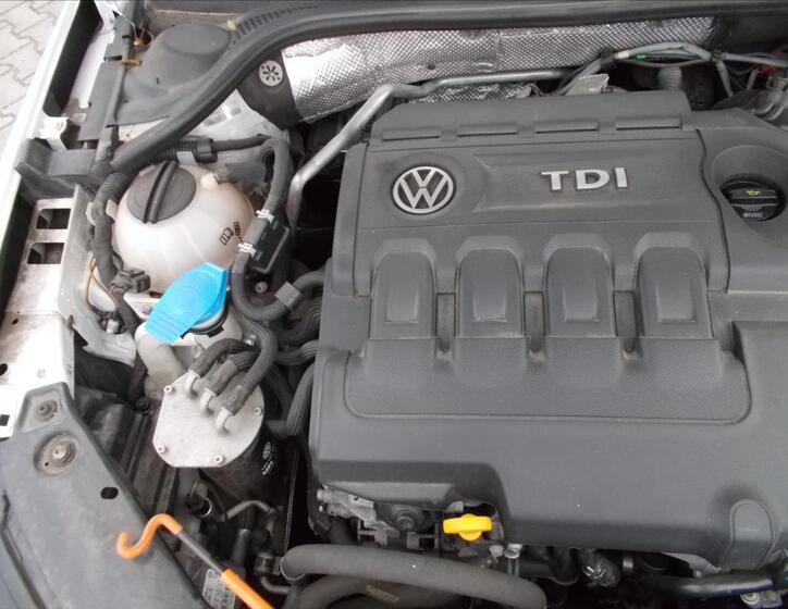 Volkswagen Jetta 25