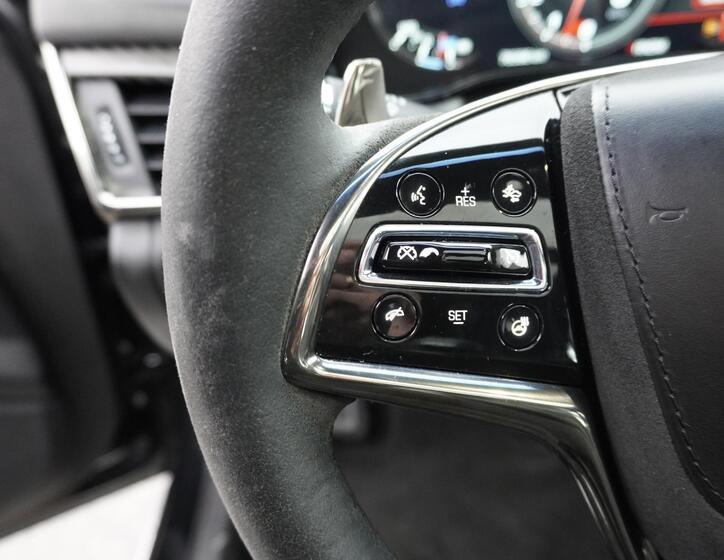 Cadillac CTS 23