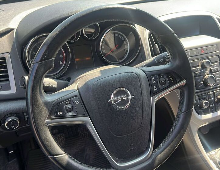 Opel Astra 6
