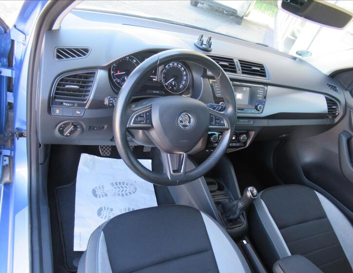 Škoda Fabia 12