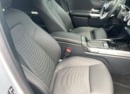 Mercedes-Benz GLB 6