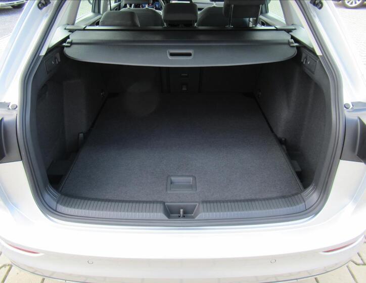Volkswagen Golf 25