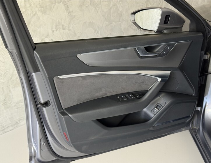 Audi A6 25