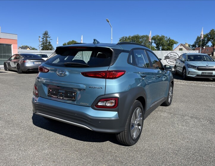 Hyundai Kona 7