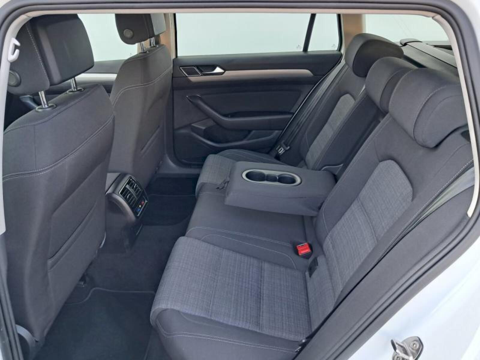 Volkswagen Passat 22