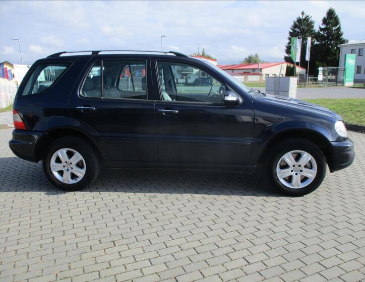 Mercedes-Benz Třídy M 5