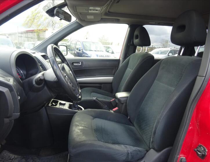 Nissan X-Trail 15