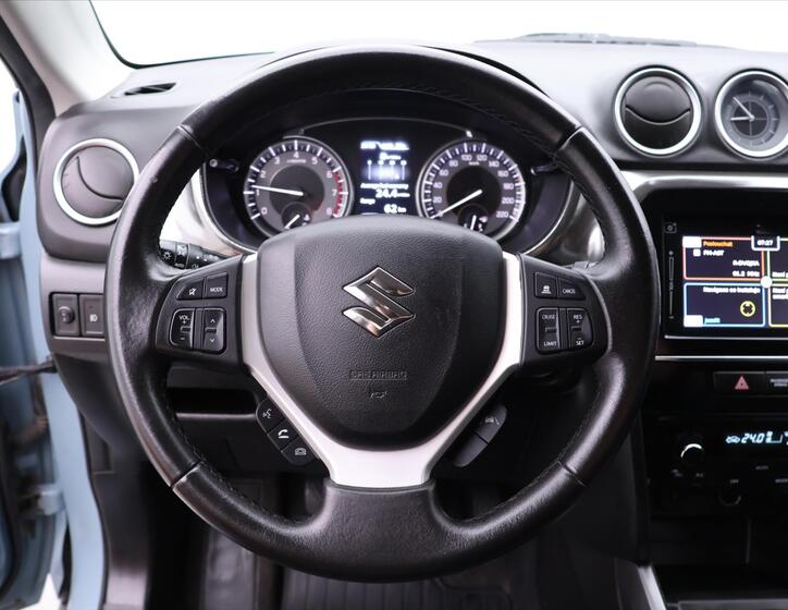 Suzuki Vitara 19