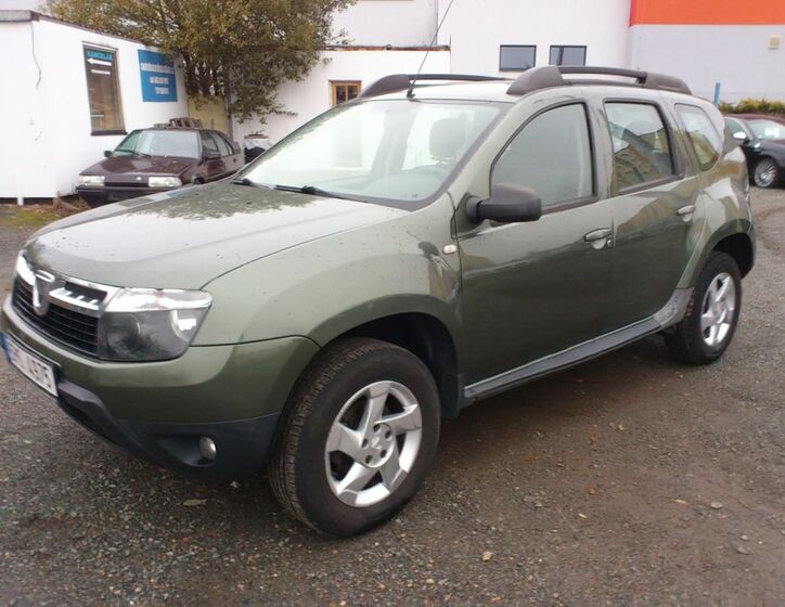 Dacia Duster 1