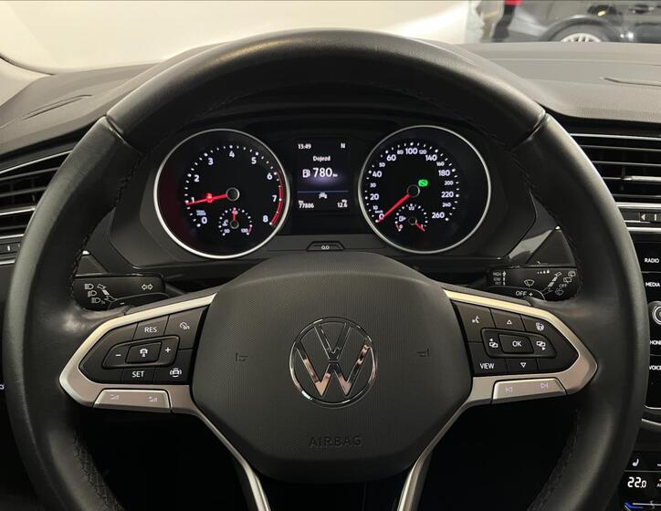 Volkswagen Tiguan 12