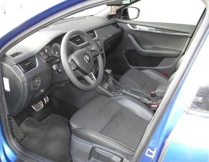 Škoda Octavia 12