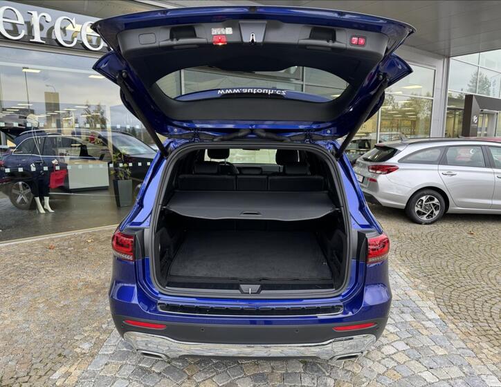Mercedes-Benz GLB 28