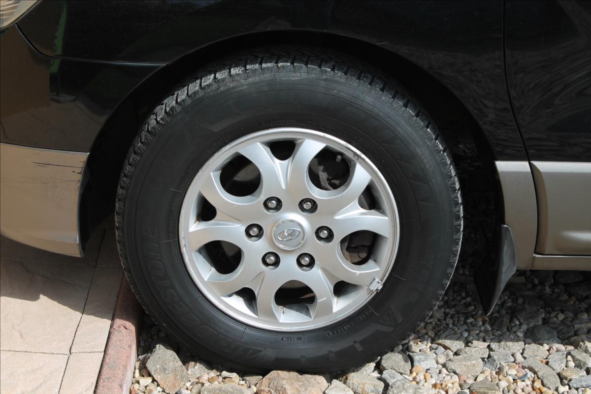 Hyundai H 1