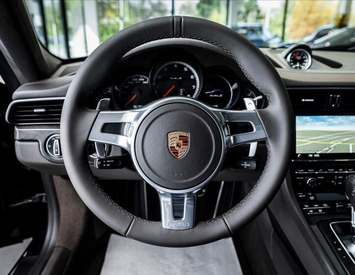Porsche 911 6