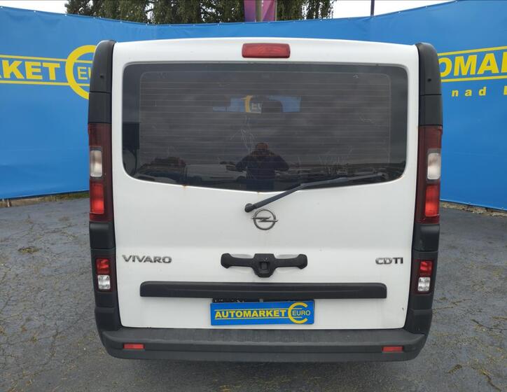 Opel Vivaro 5