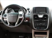 Chrysler Town & Country 21